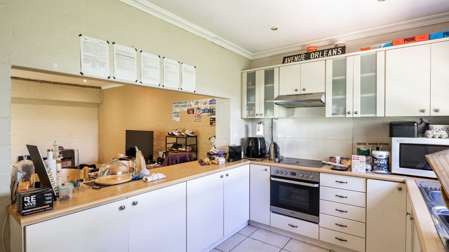 5 Bedroom Property for Sale in Constantia Western Cape